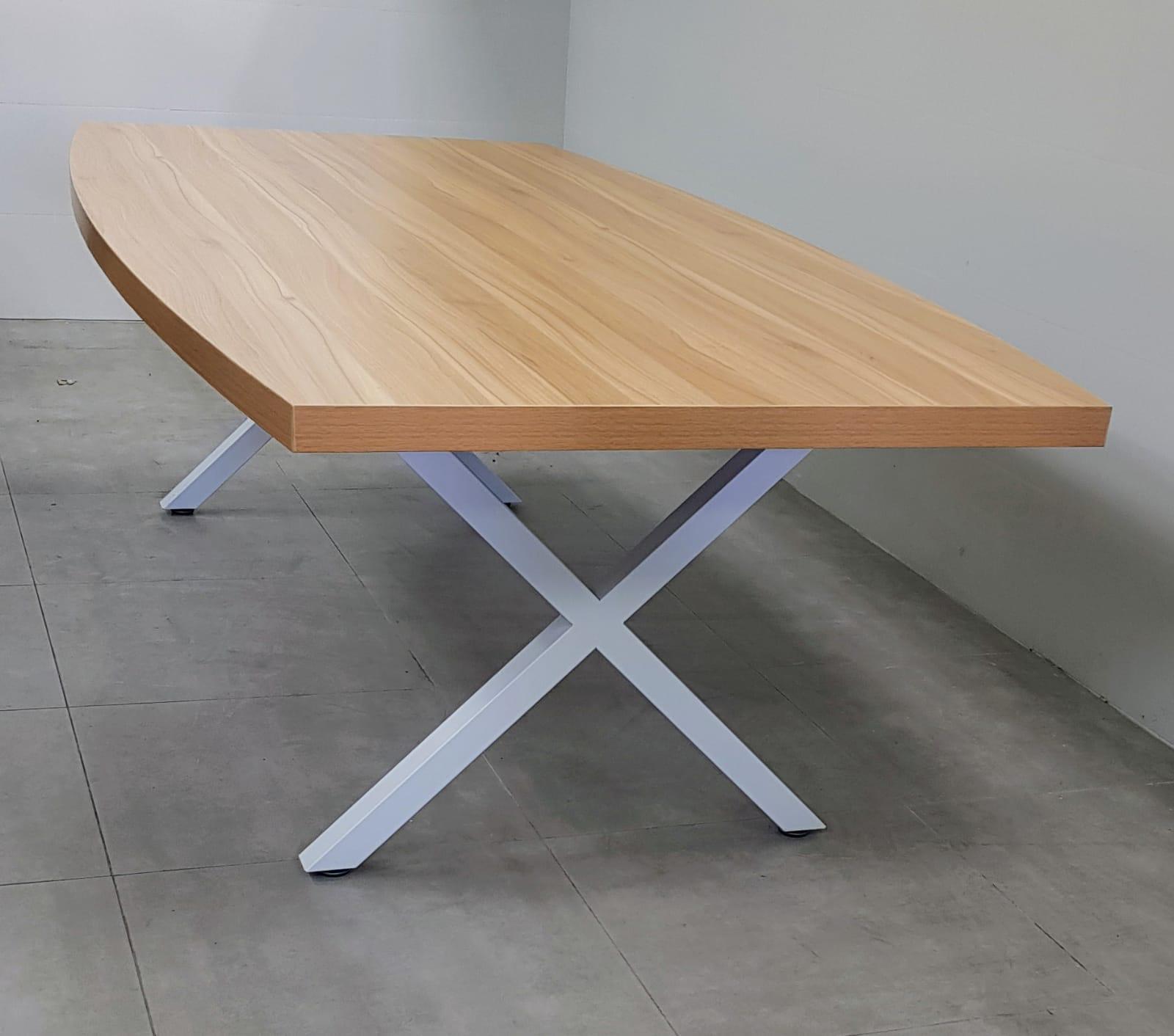 שולחן ישיבות 240 אובלי אלון רגל איקס לבן