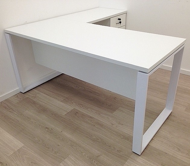 שולחן דגם "פלזמה" 160X70X160 גוון לבן