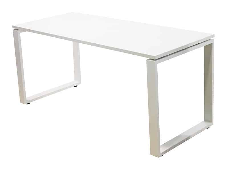 שולחן דגם פלזמה במידה 120X70 רגל חלון עם משטח עבודה במגוון צבעים הקיימים במלאי